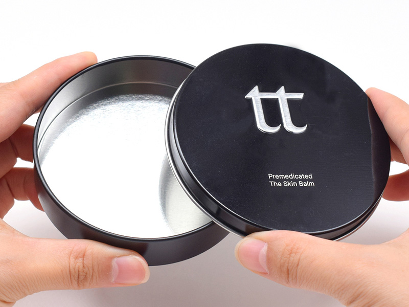 Looking for premium cosmetic tins to elevate your beauty product packaging? As a leading supplier, we offer customizable metal cosmetic boxes ideal for lip balms, eyeshadows, solid perfumes, and small beauty items. Our cosmetic tin container feature